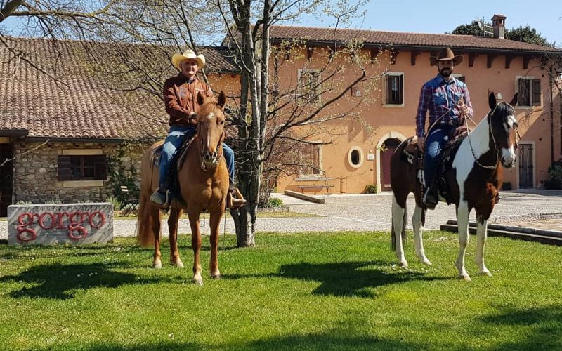 Passeggiate a cavallo a Custoza con il Bega's Ranch